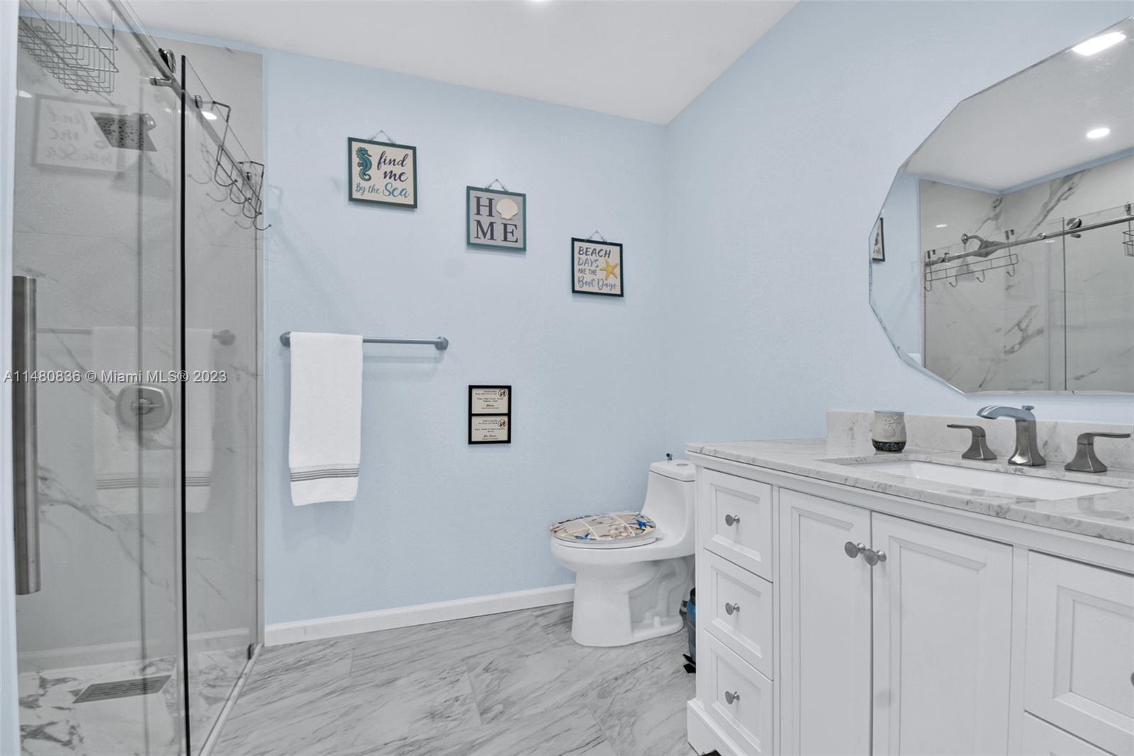 217 SE 26th Ave
