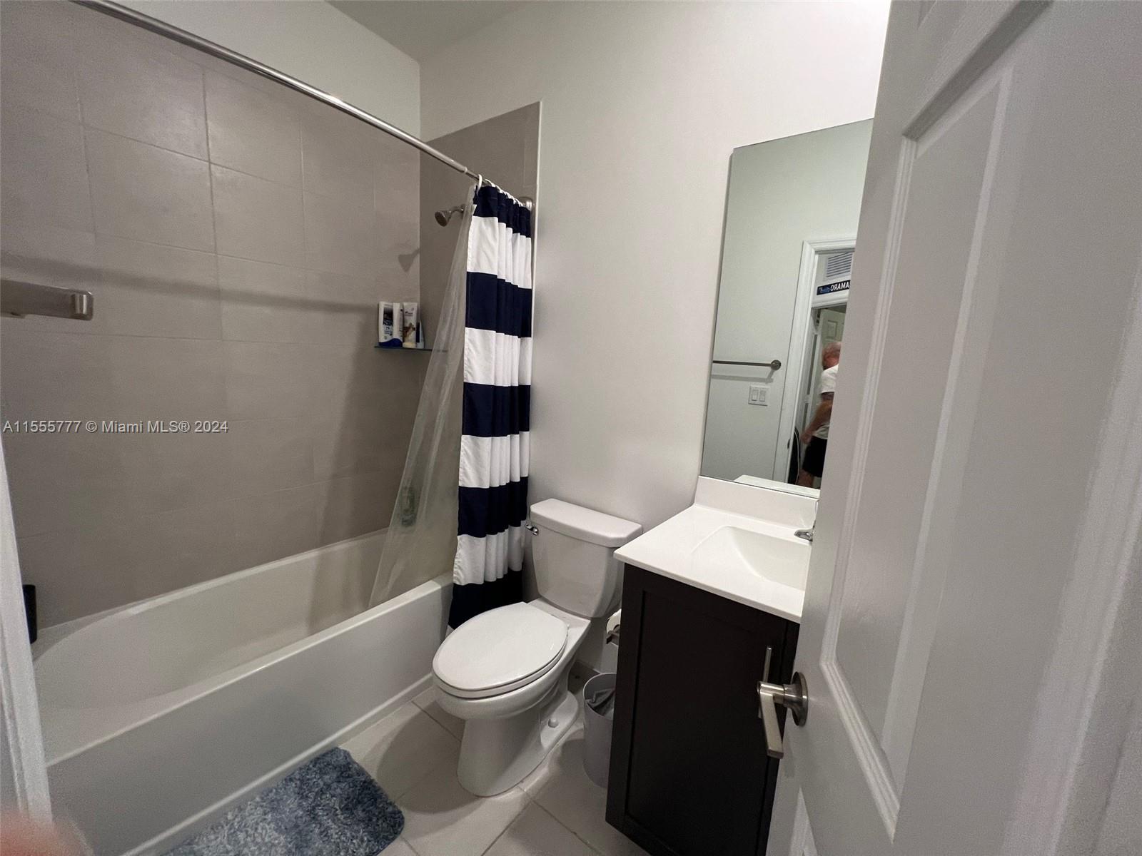 4711 Brumby Ter