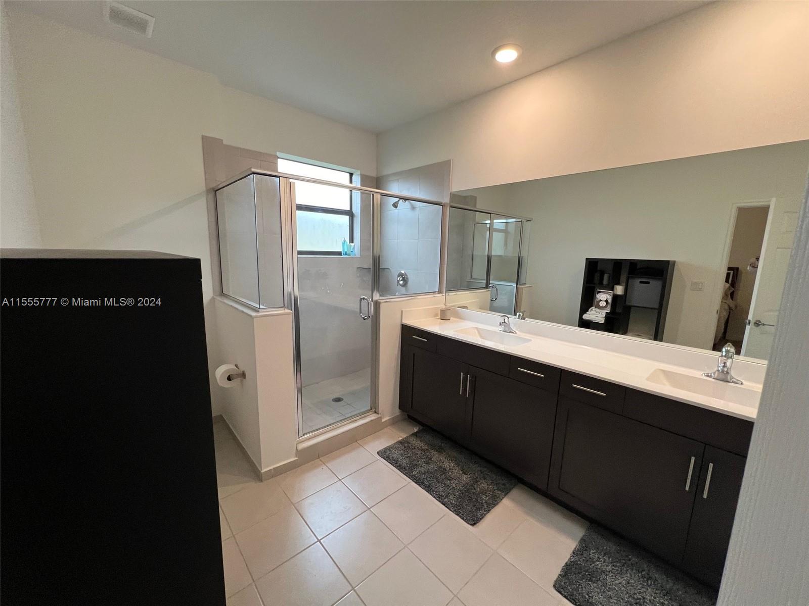 4711 Brumby Ter
