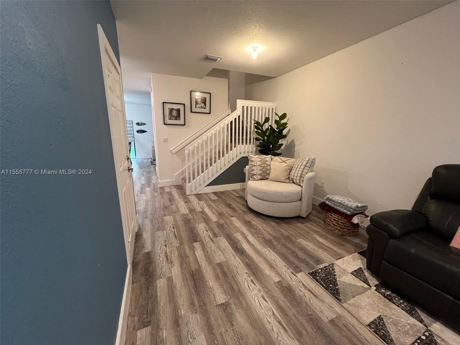 4711 Brumby Ter