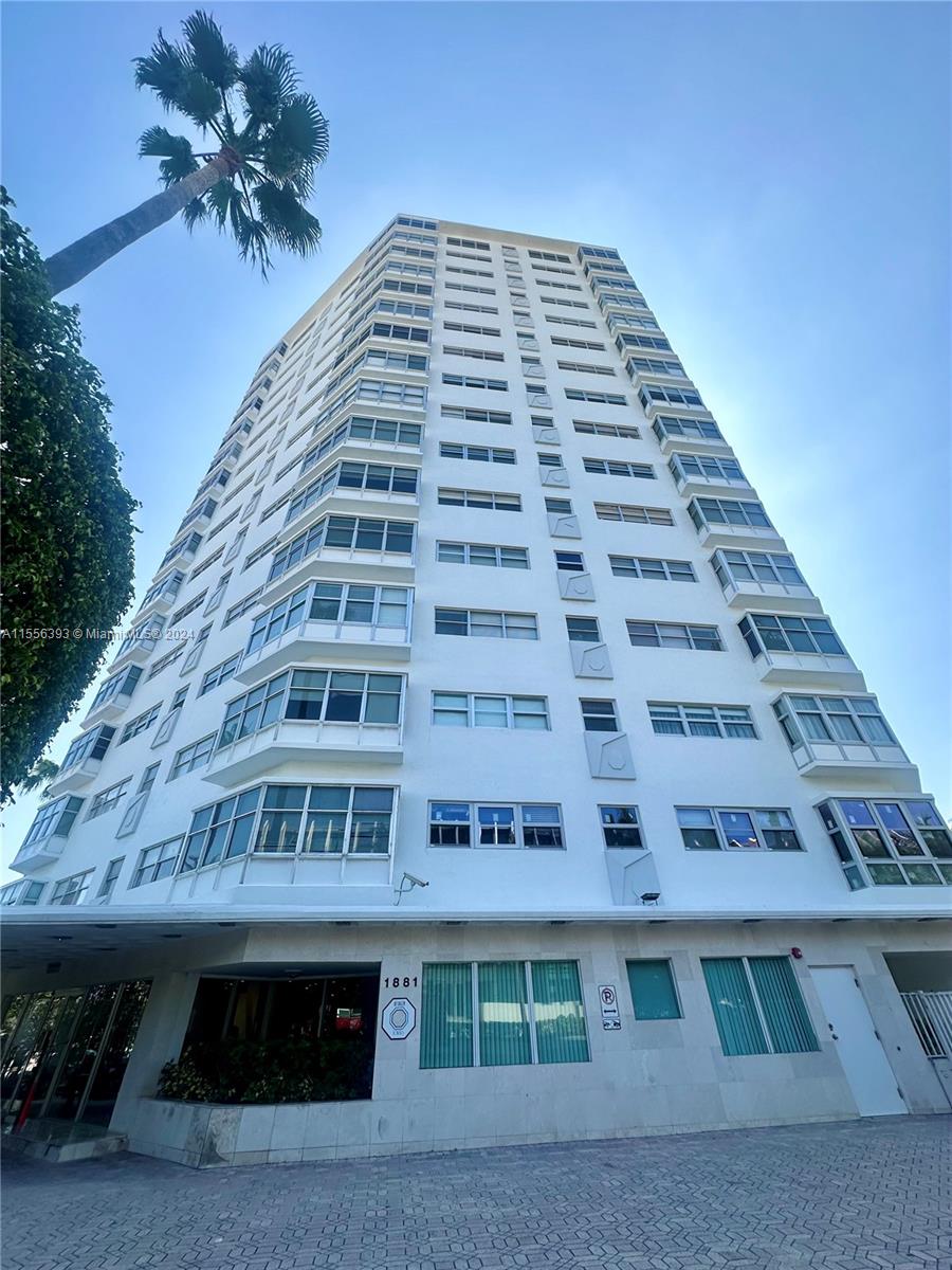 1881 Washington Ave # 11H