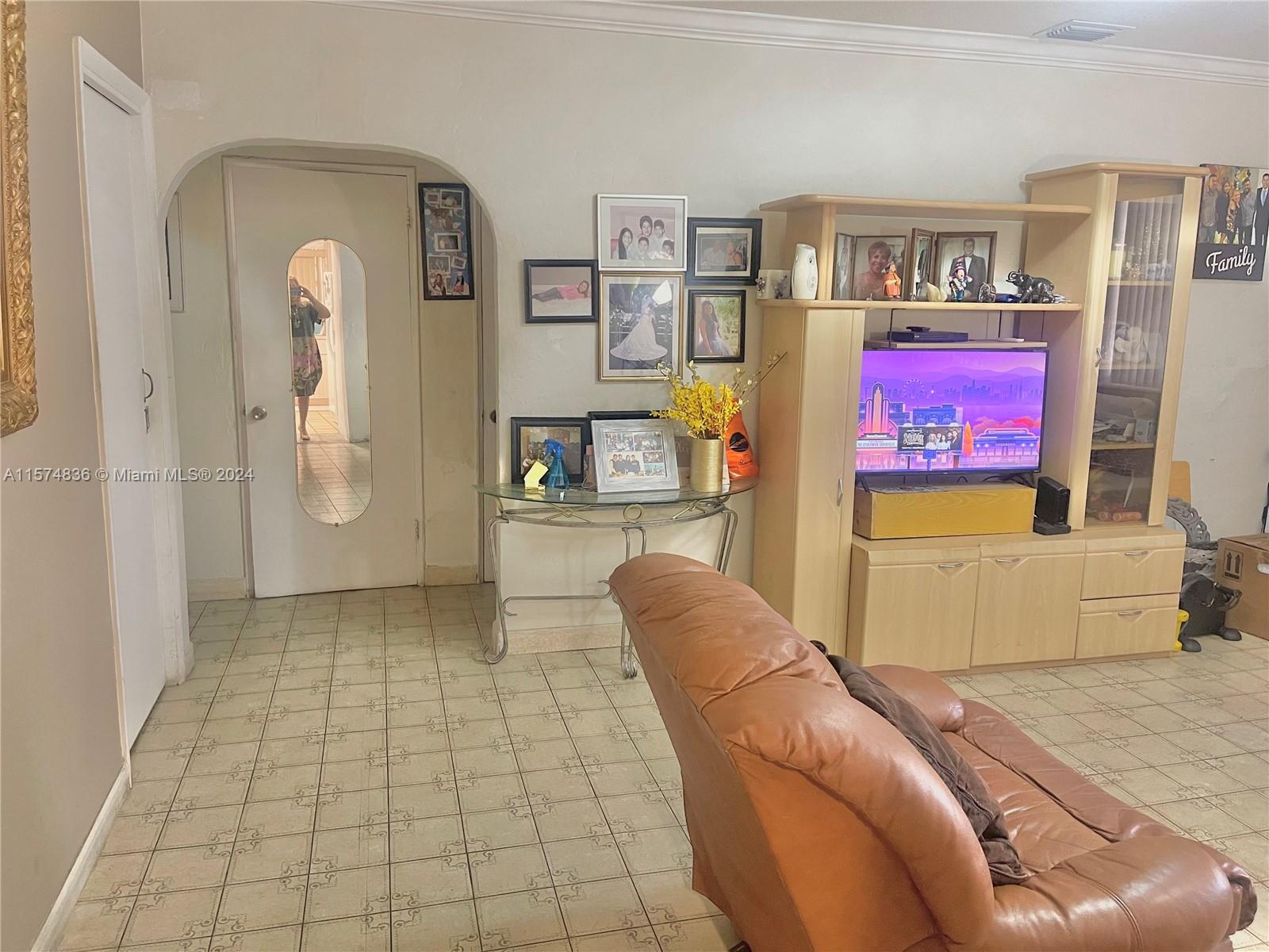 1173 NW 29th St