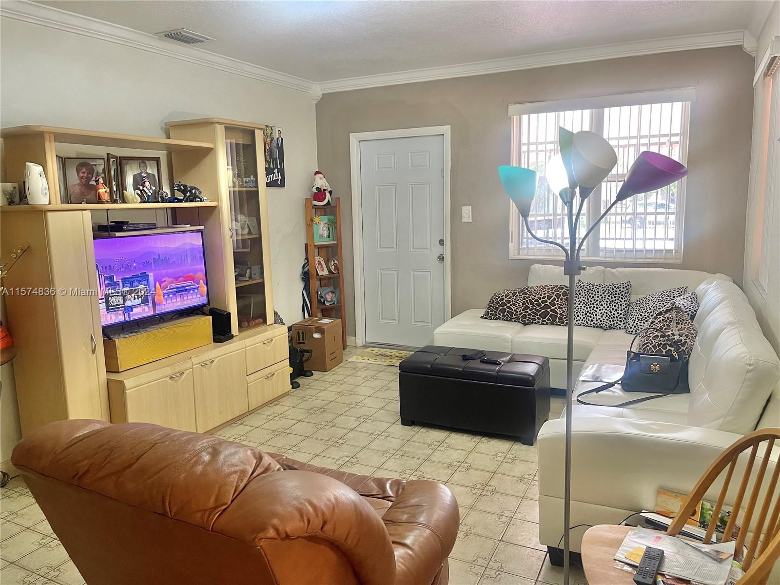 1173 NW 29th St