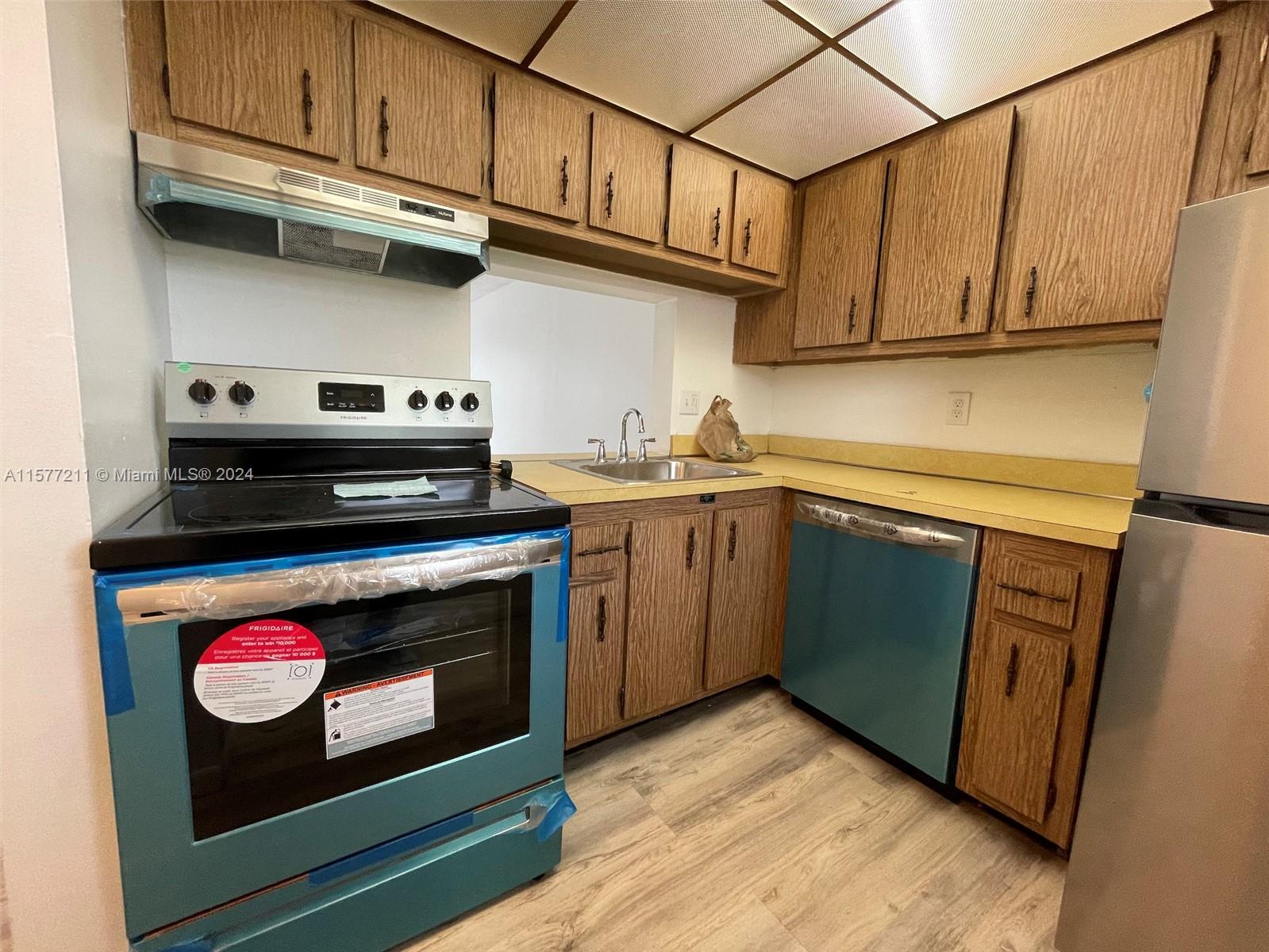 2800 NW 56th Ave # D401
