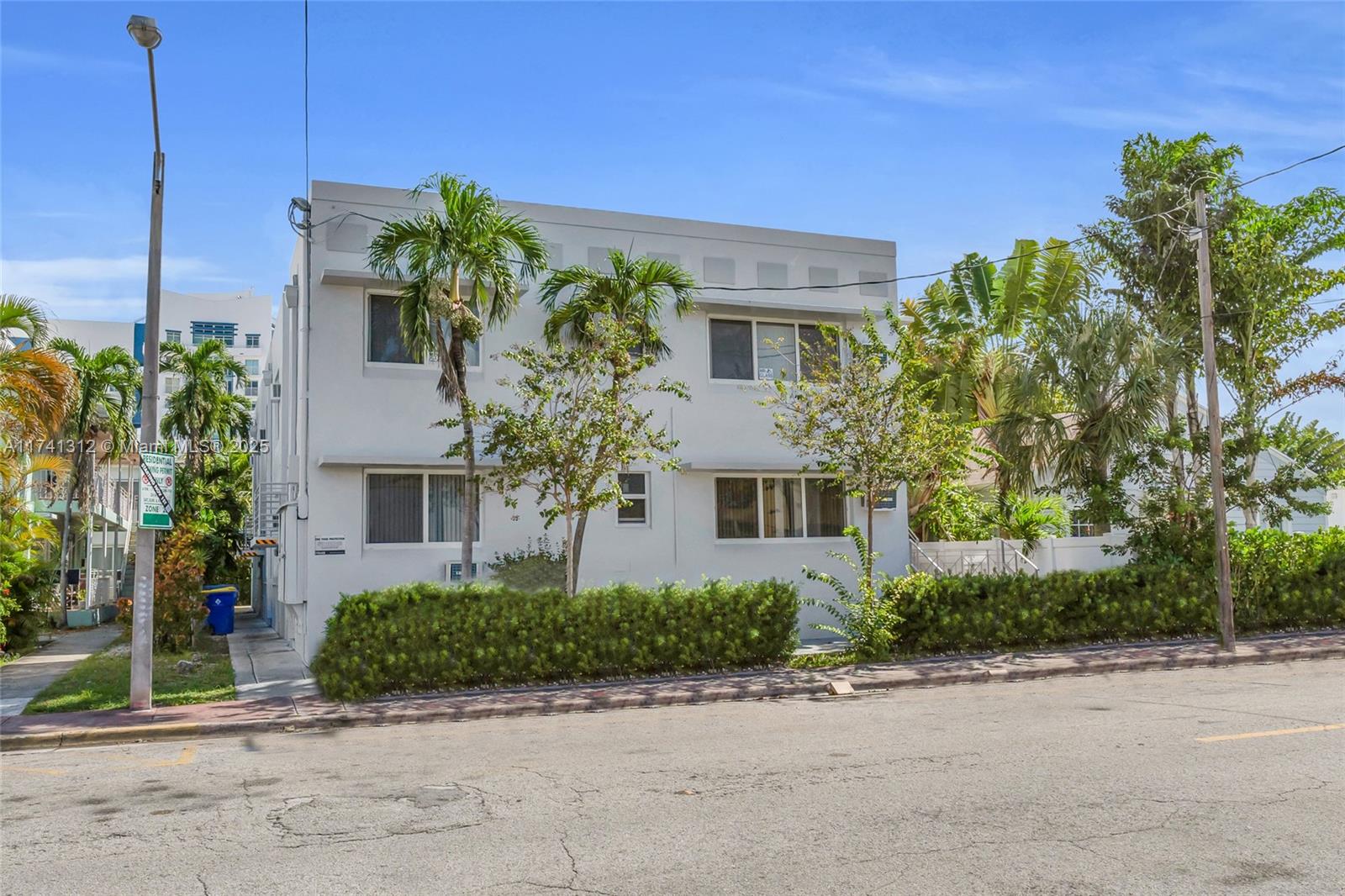 7619 Abbott # H6