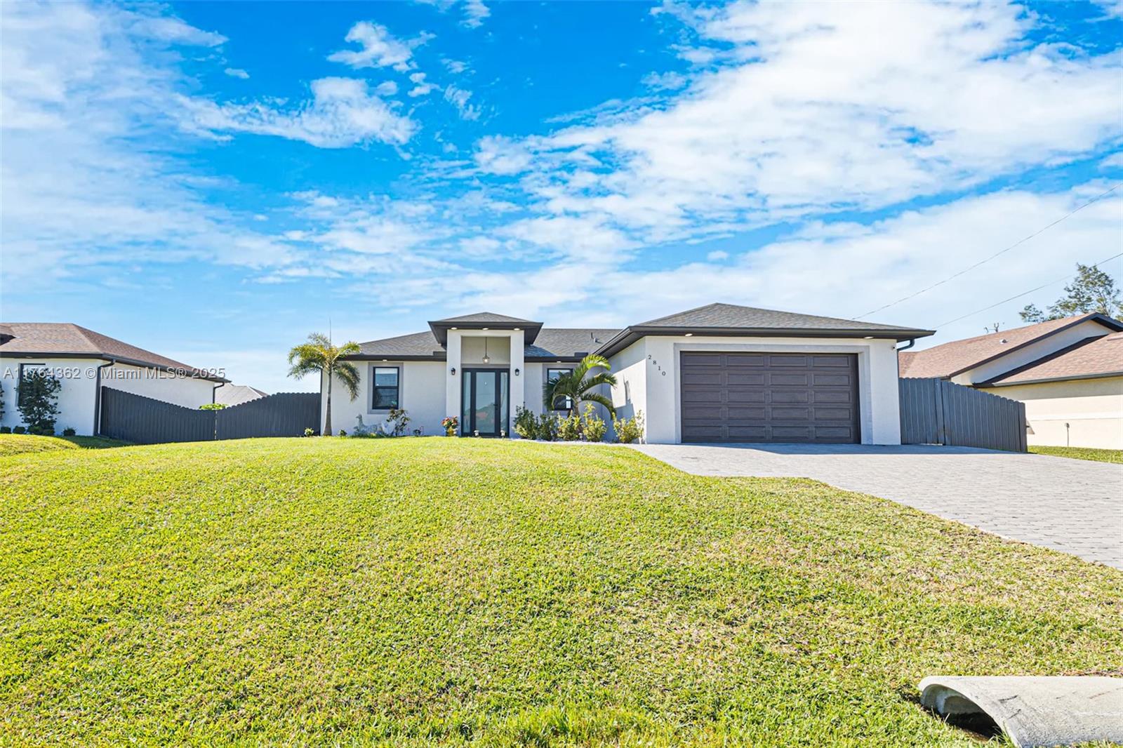 2810 DIPLOMAT PKWY W