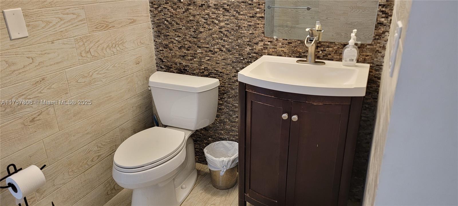 2231 SW 17th Ter # 1