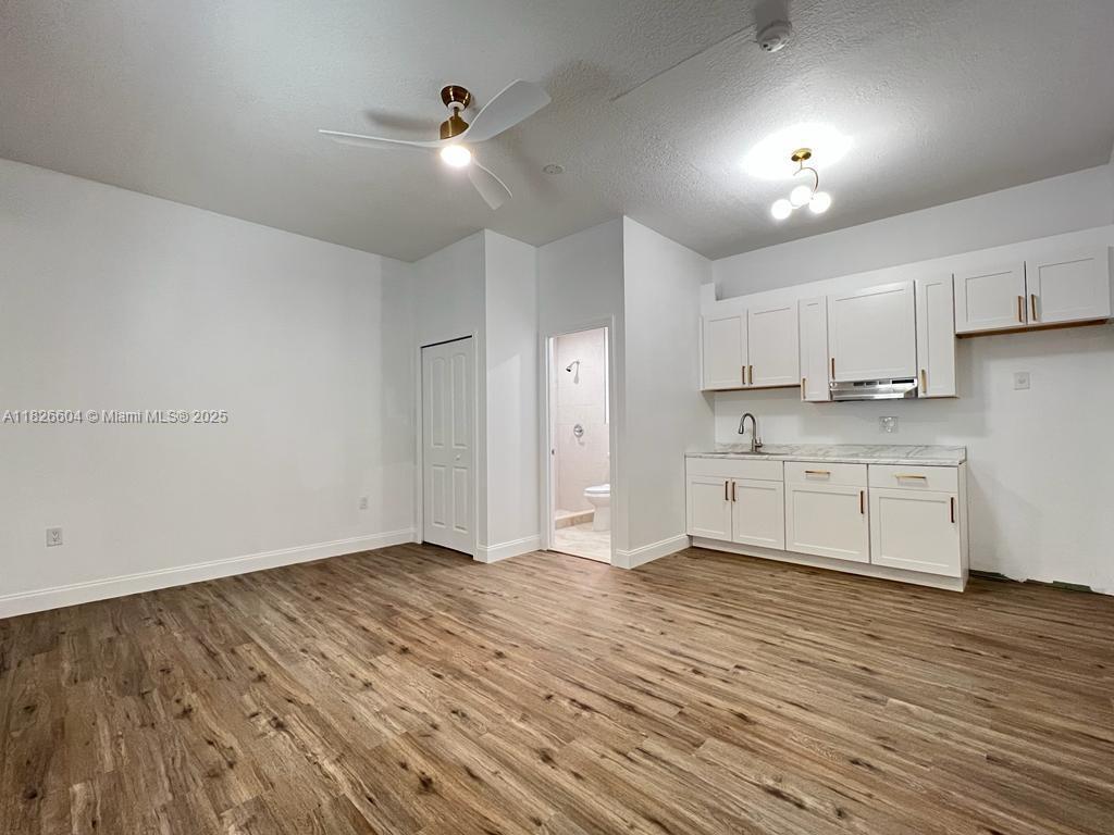16137 SW 68th St Unit: Estudio