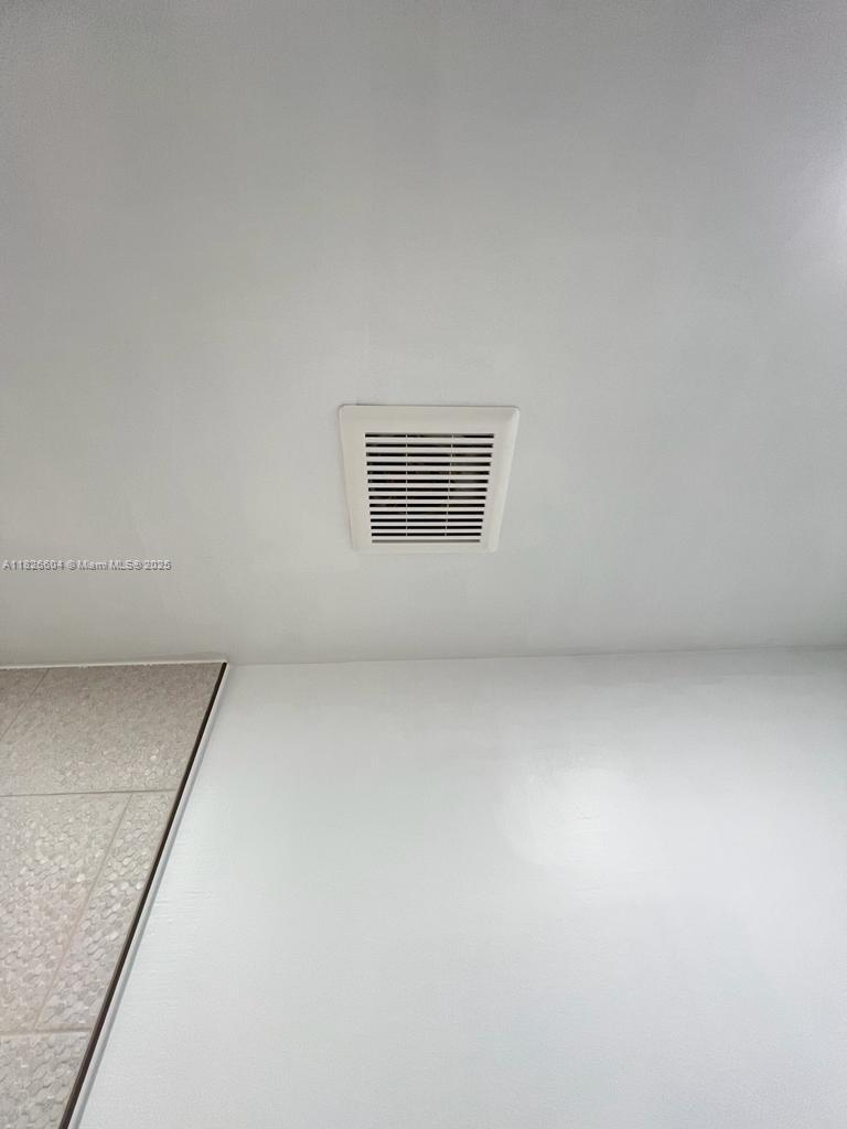 16137 SW 68th St Unit: Estudio