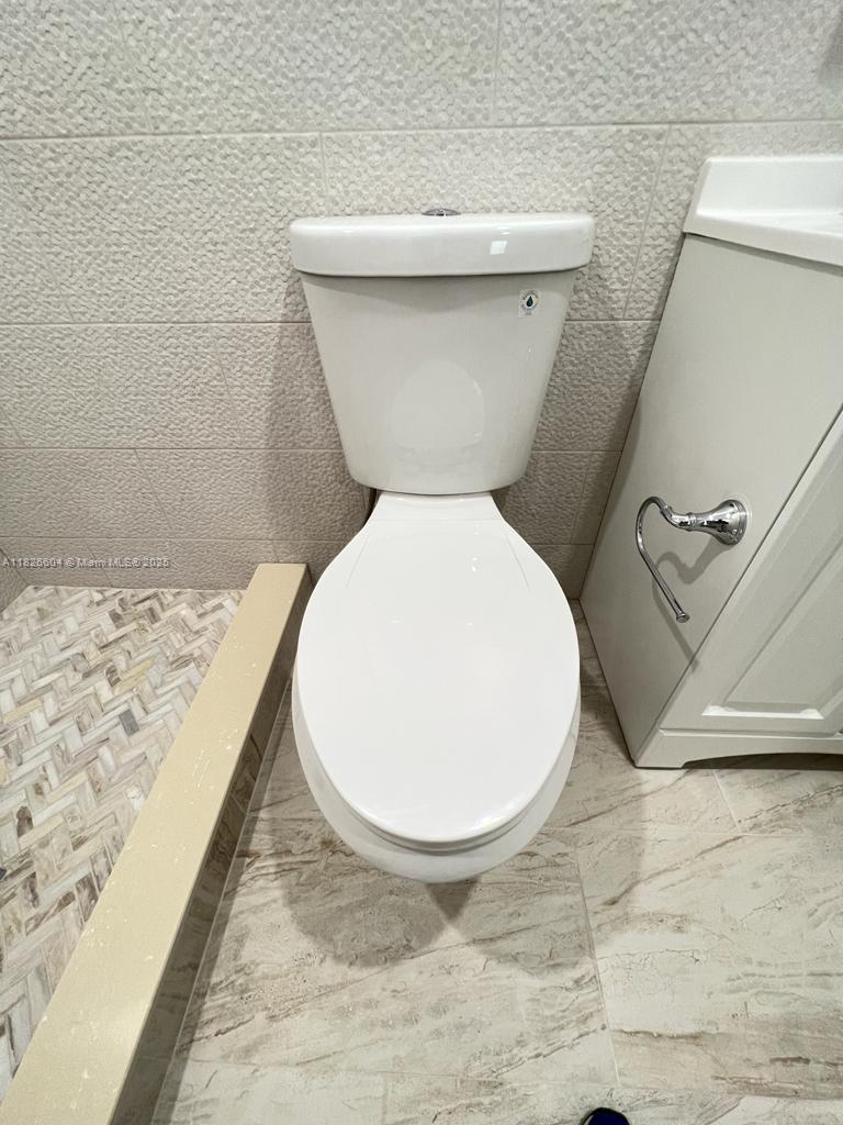 16137 SW 68th St Unit: Estudio