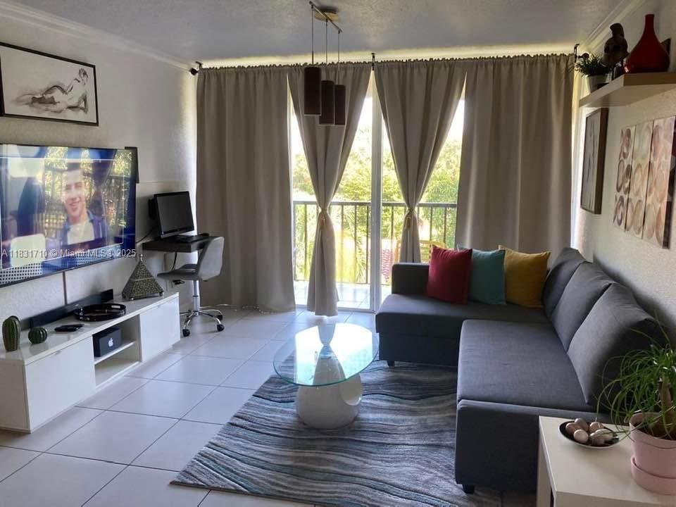 2160 SW 16th Ave # 421