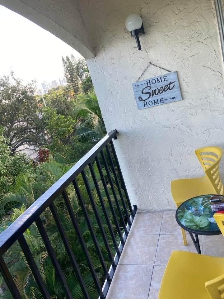 2160 SW 16th Ave # 421