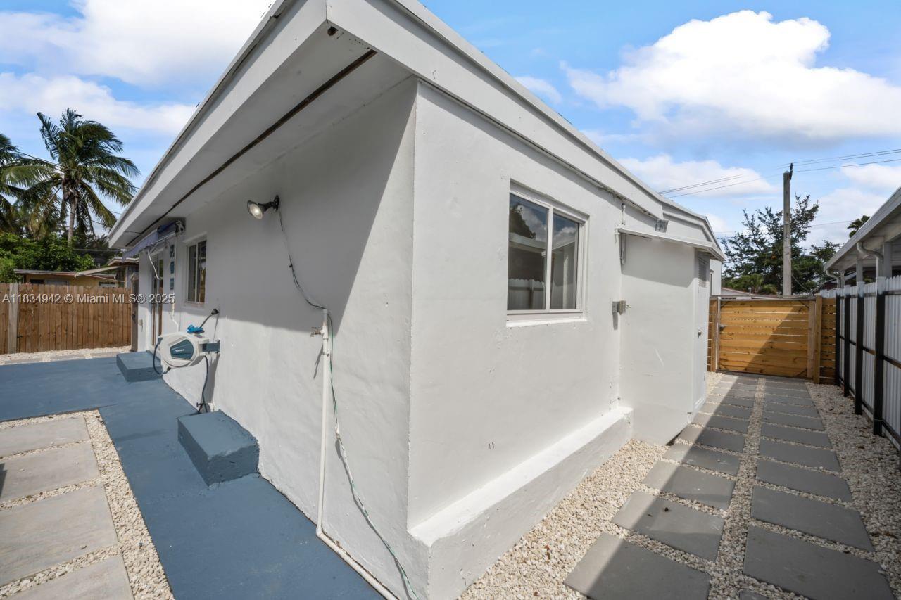 716 Burlington St, Opa-Locka