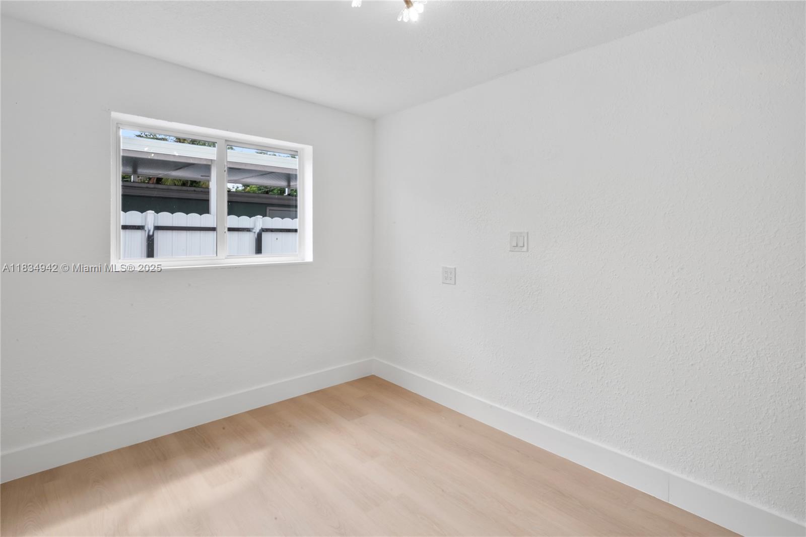 716 Burlington St, Opa-Locka