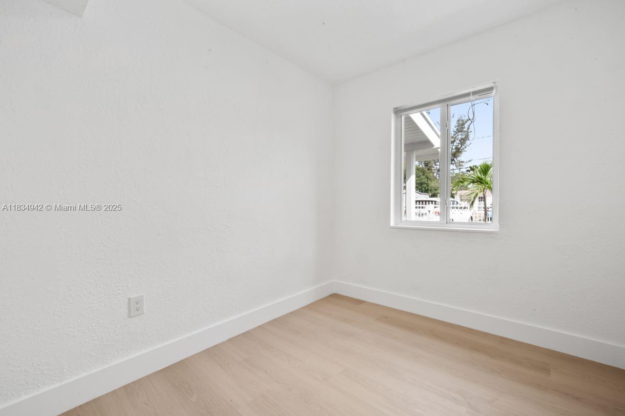 716 Burlington St, Opa-Locka