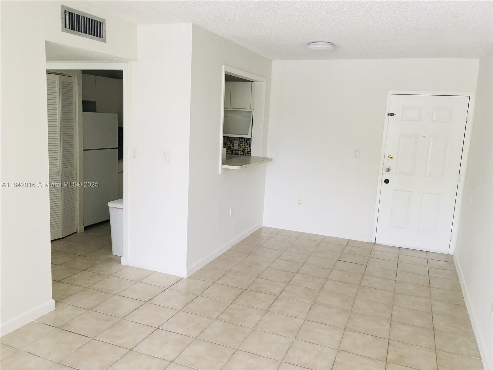 8185 NW 7th st # 219