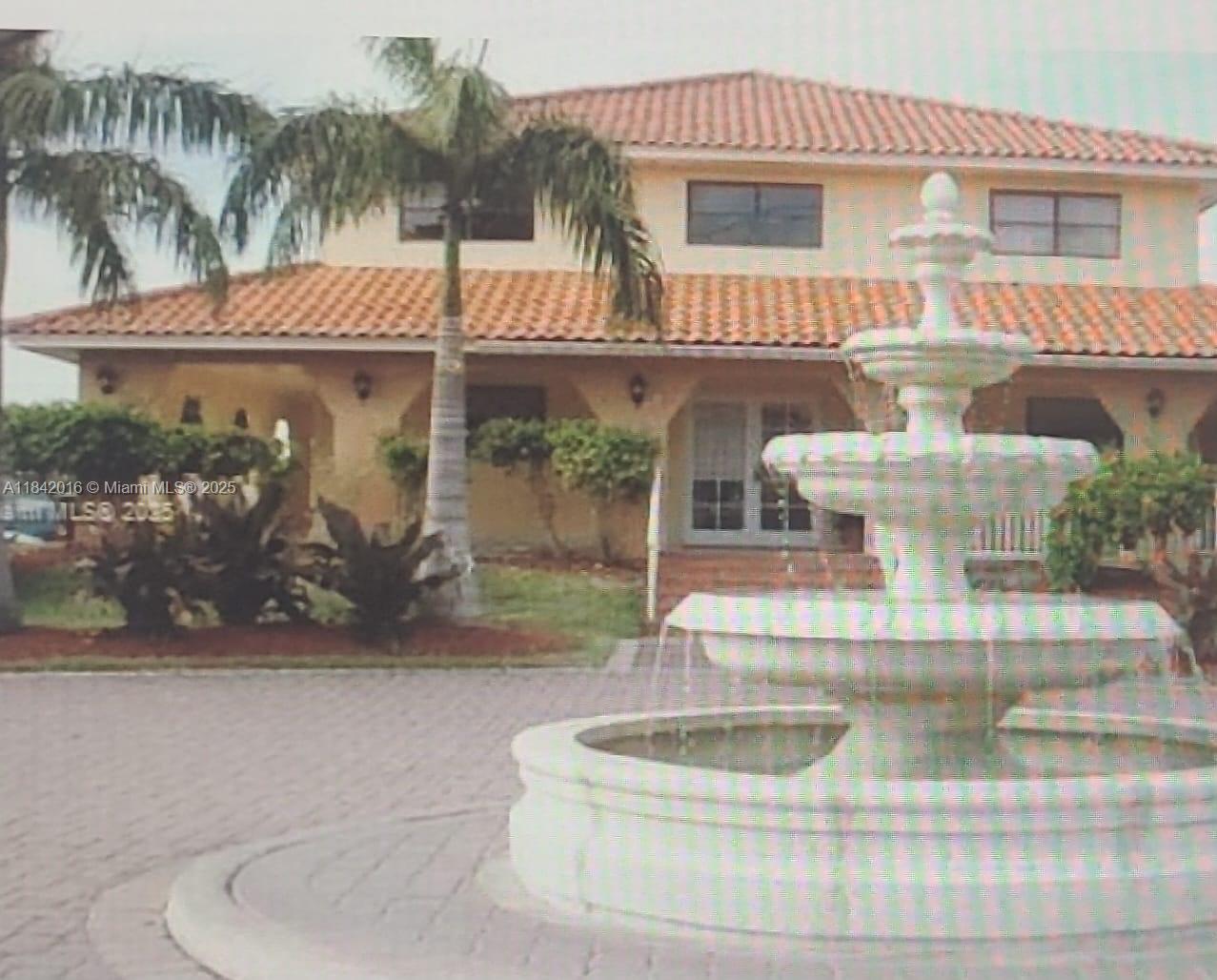 8185 NW 7th st # 219