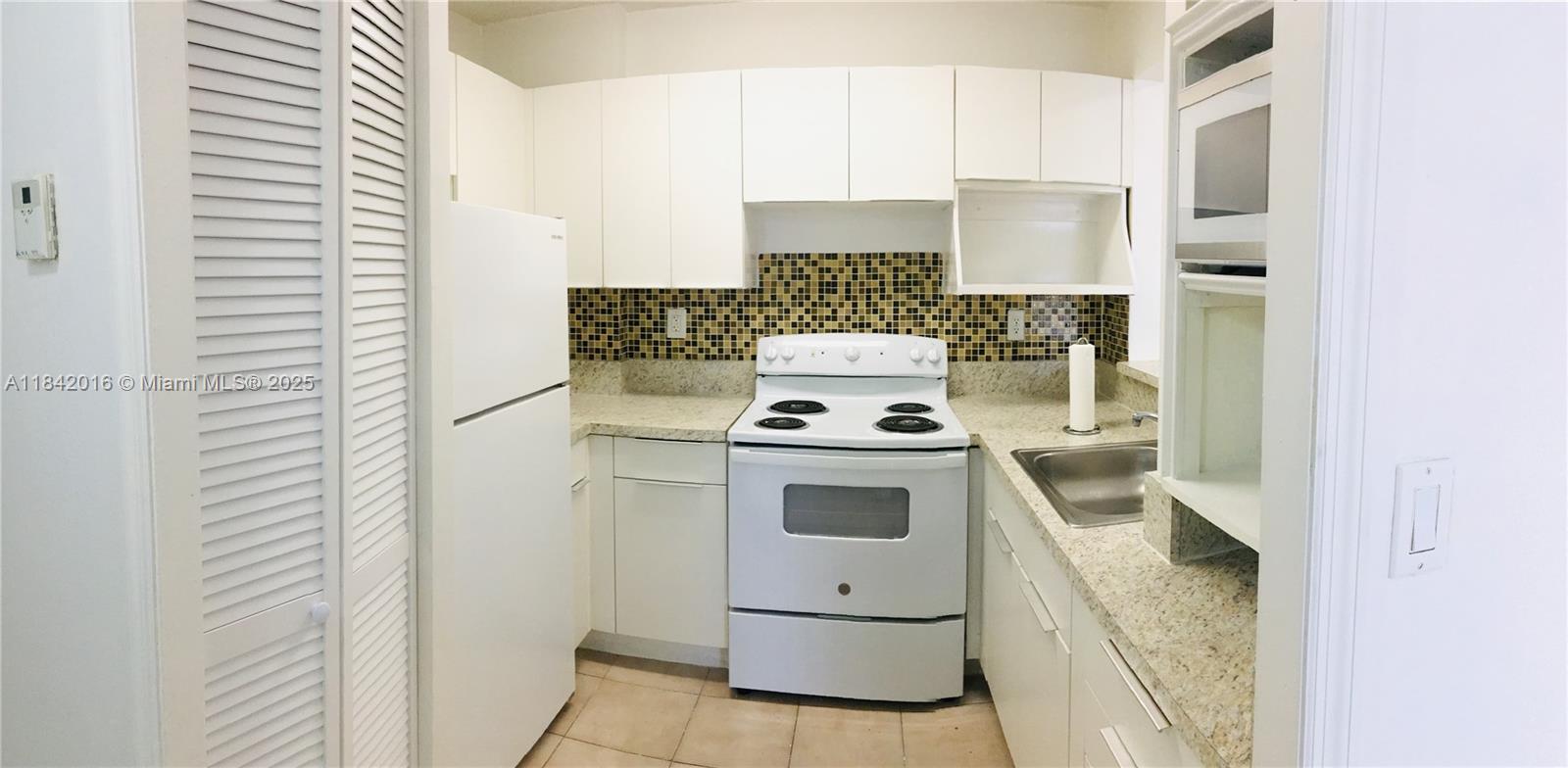 8185 NW 7th st # 219