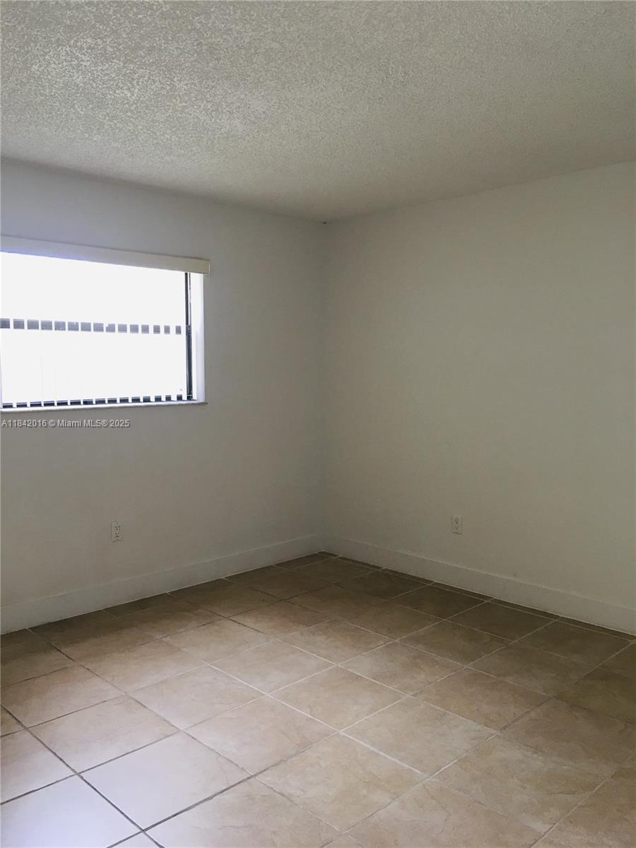 8185 NW 7th st # 219