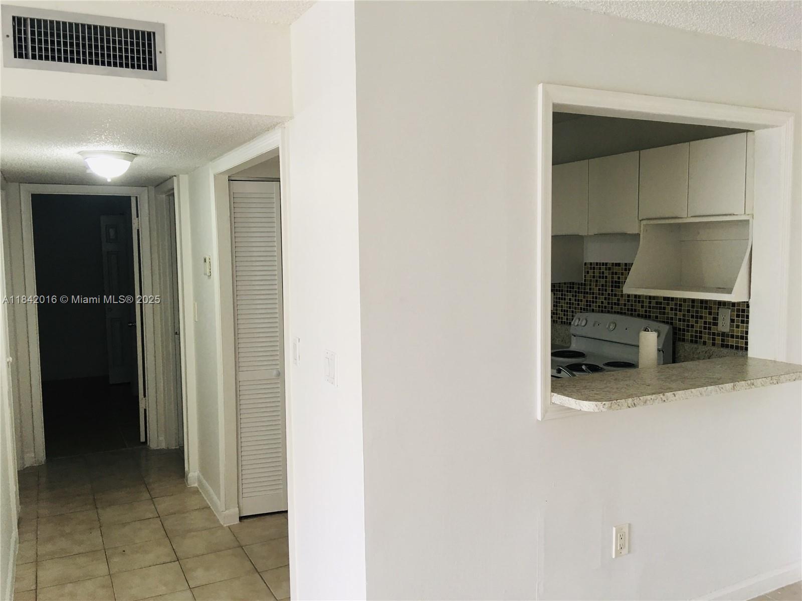 8185 NW 7th st # 219