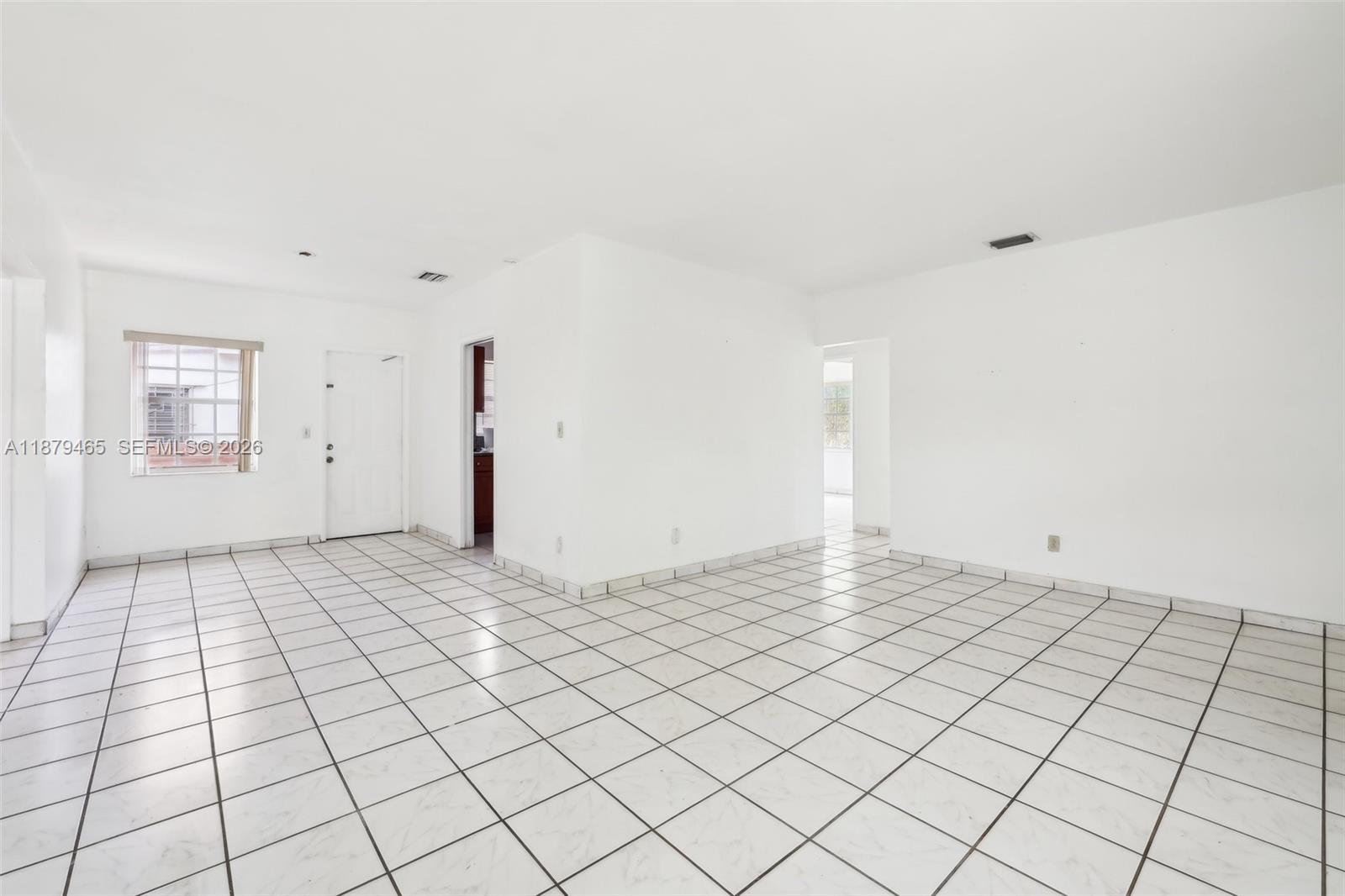 1121 SW 36th Ave
