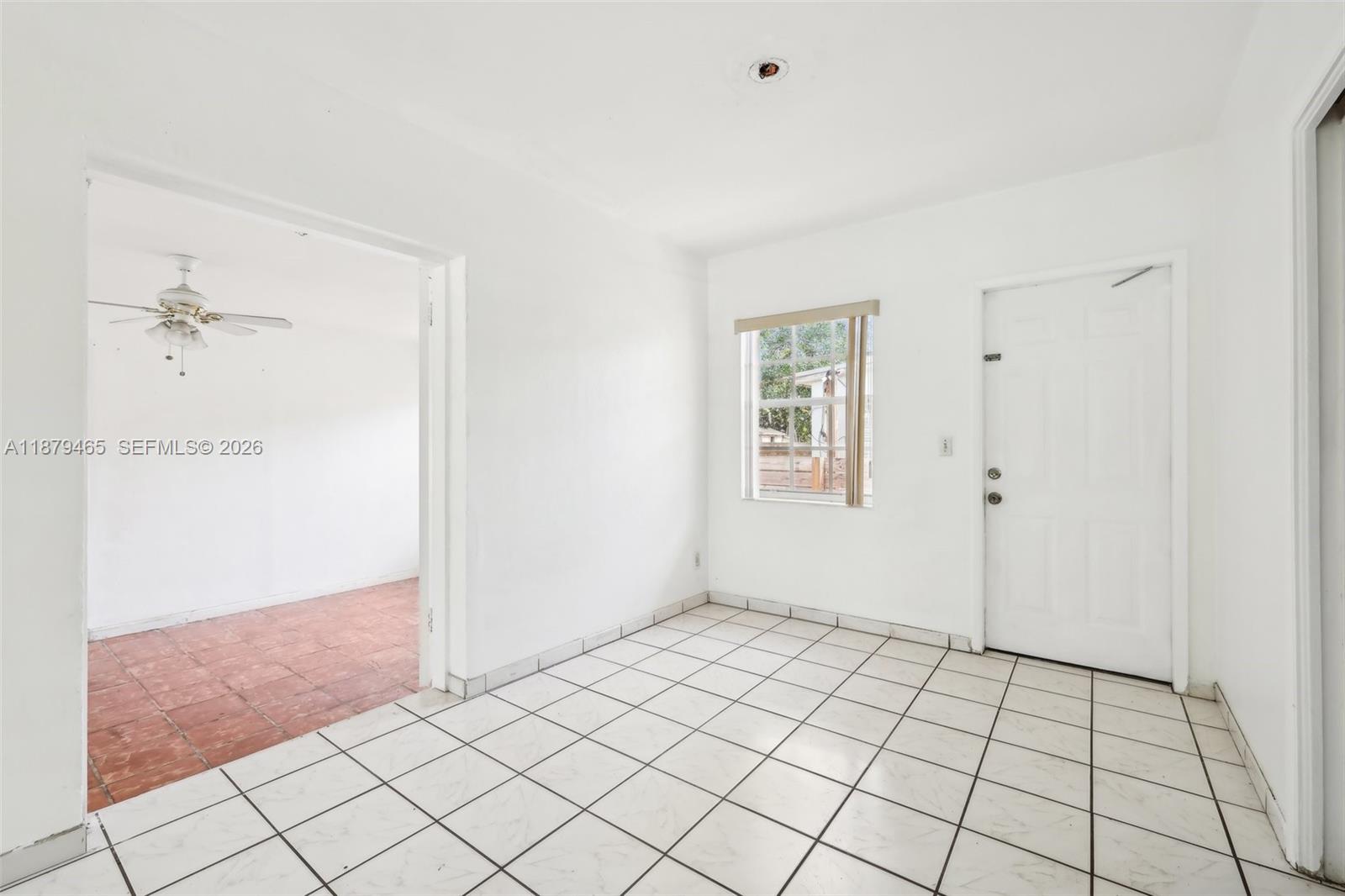 1121 SW 36th Ave