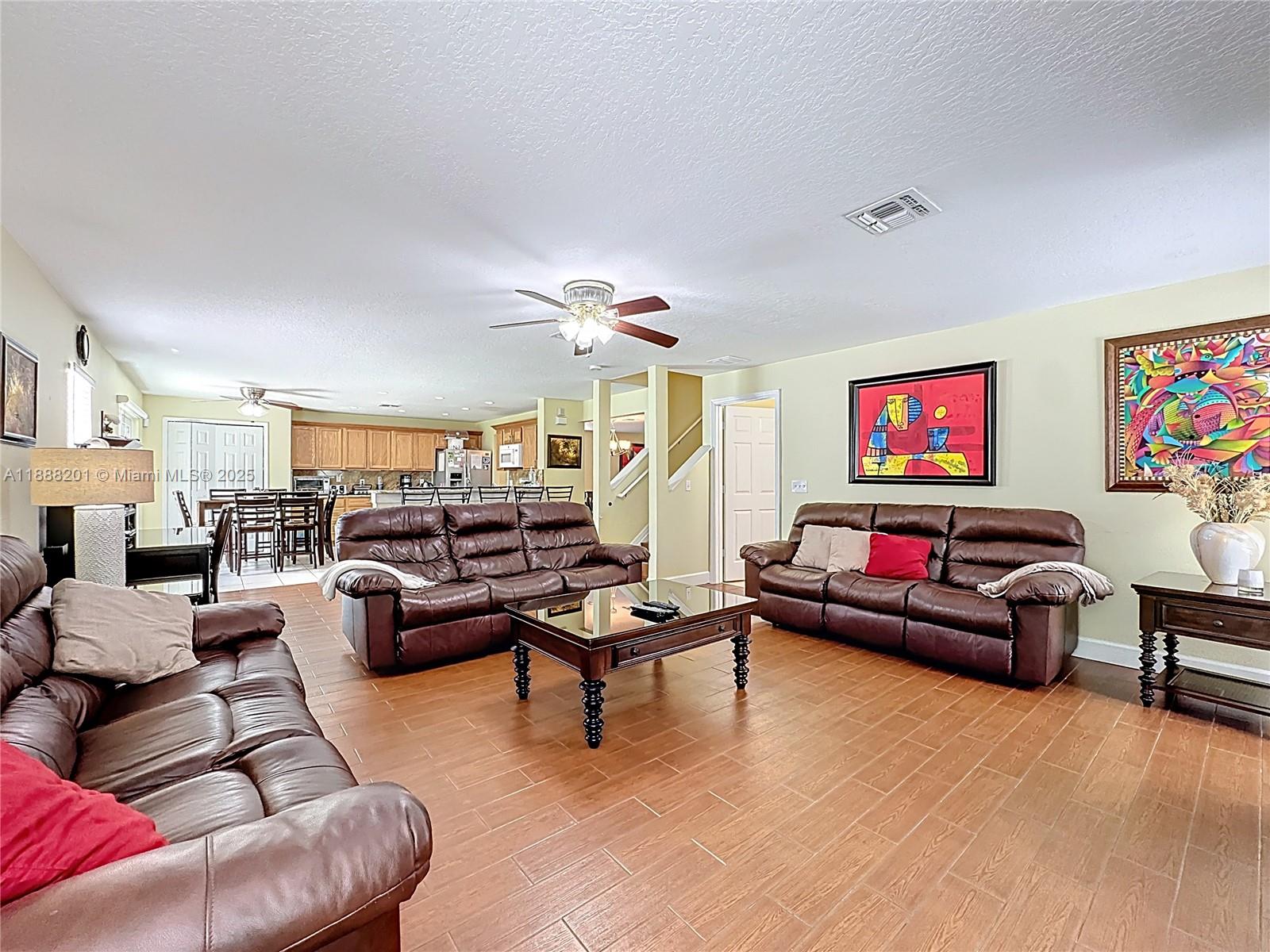 312 WINDROSE DR