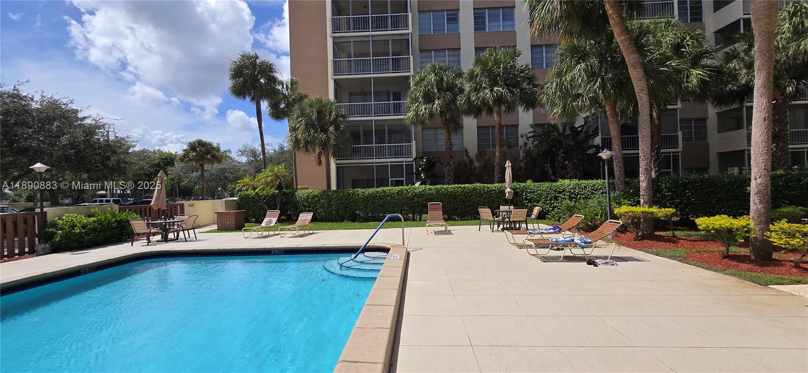 10777 W Sample Rd # 402