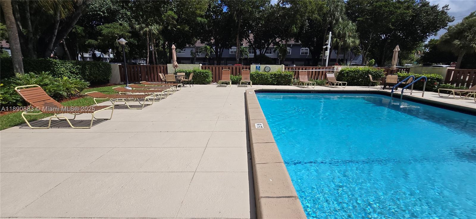 10777 W Sample Rd # 402