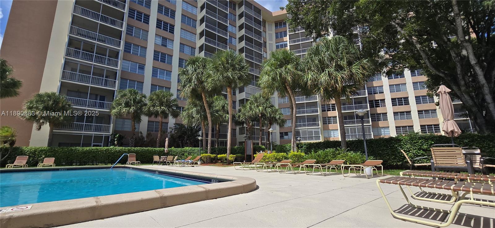 10777 W Sample Rd # 402