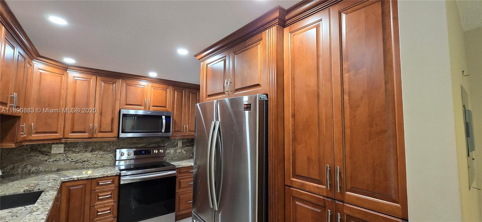 10777 W Sample Rd # 402