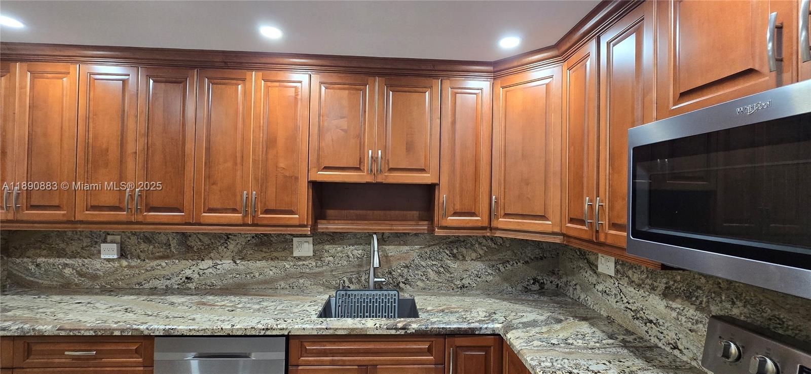 10777 W Sample Rd # 402