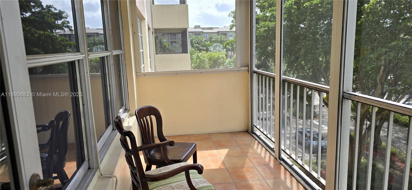 10777 W Sample Rd # 402