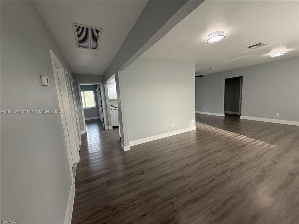 304 N Ave, Other City - In The State Of Florida