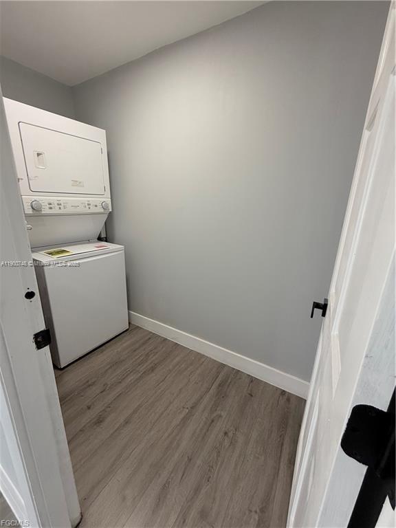 304 N Ave, Other City - In The State Of Florida