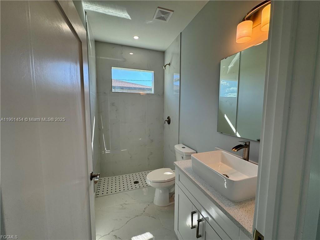 2004 W TROPICANA PKWY, Other City - In The State Of Florida