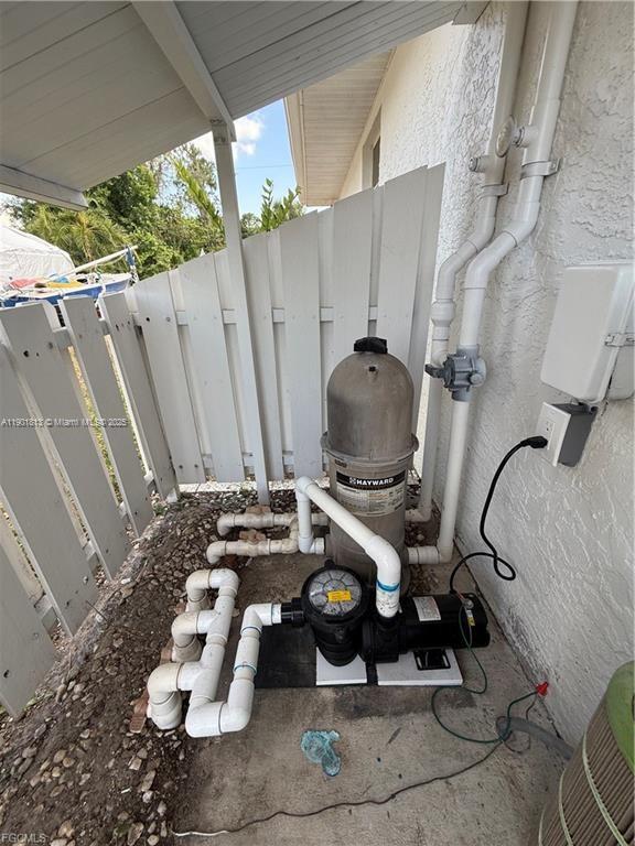 2803 E 5th St, Other City - In The State Of Florida