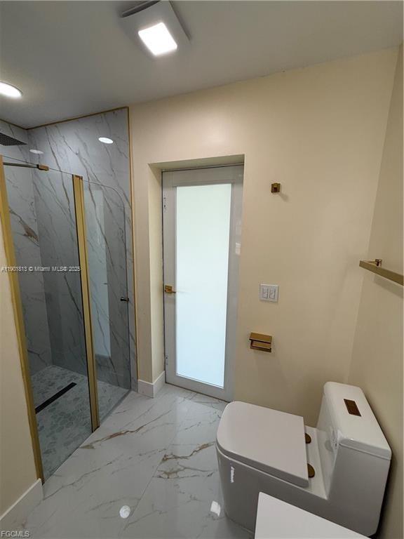 2803 E 5th St, Other City - In The State Of Florida