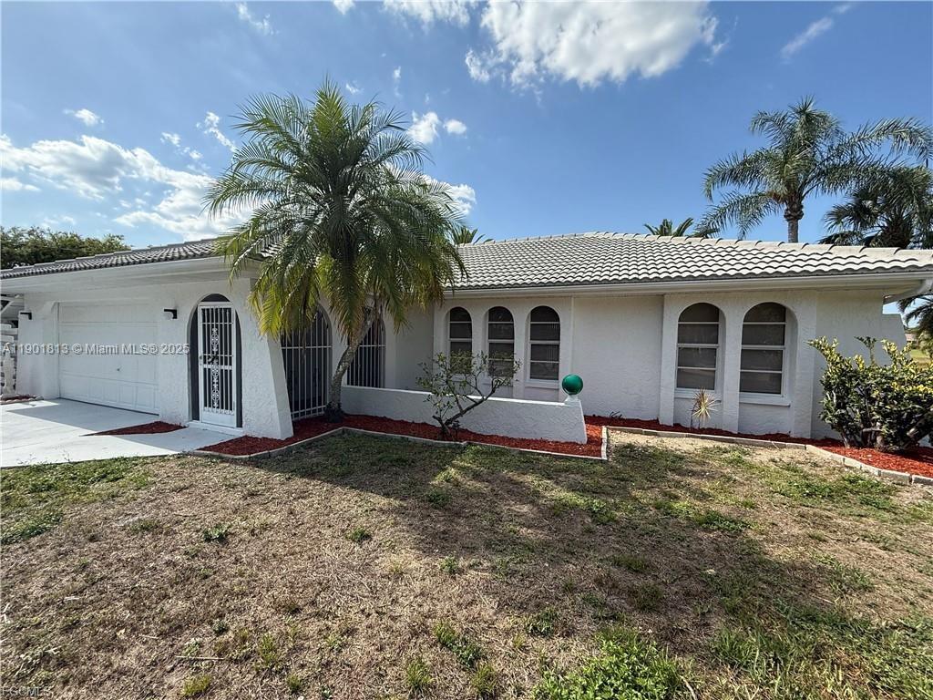 2803 E 5th St, Other City - In The State Of Florida