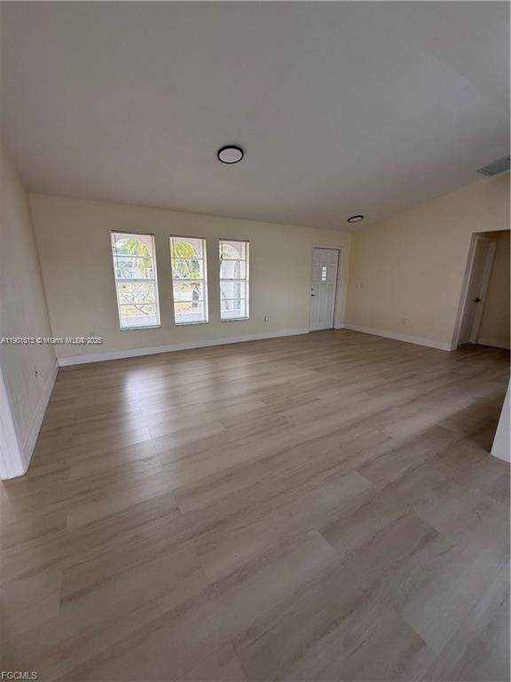 2803 E 5th St, Other City - In The State Of Florida