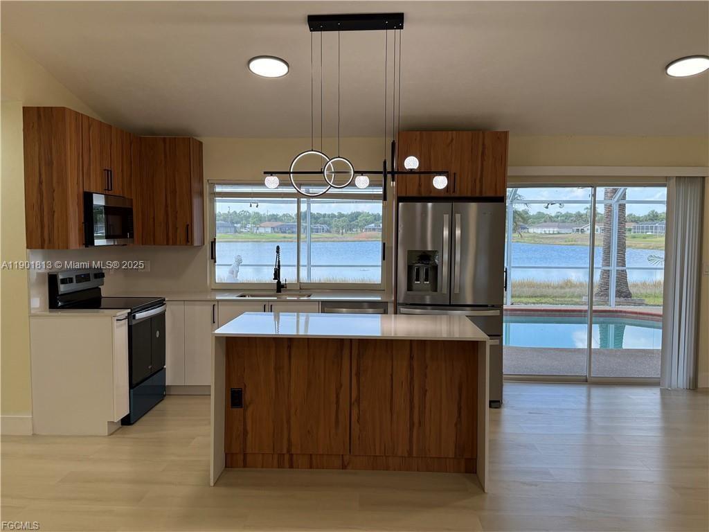 2803 E 5th St, Other City - In The State Of Florida