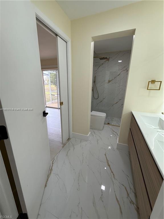 2803 E 5th St, Other City - In The State Of Florida