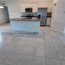 2817 NW 21ST AVE # 2817