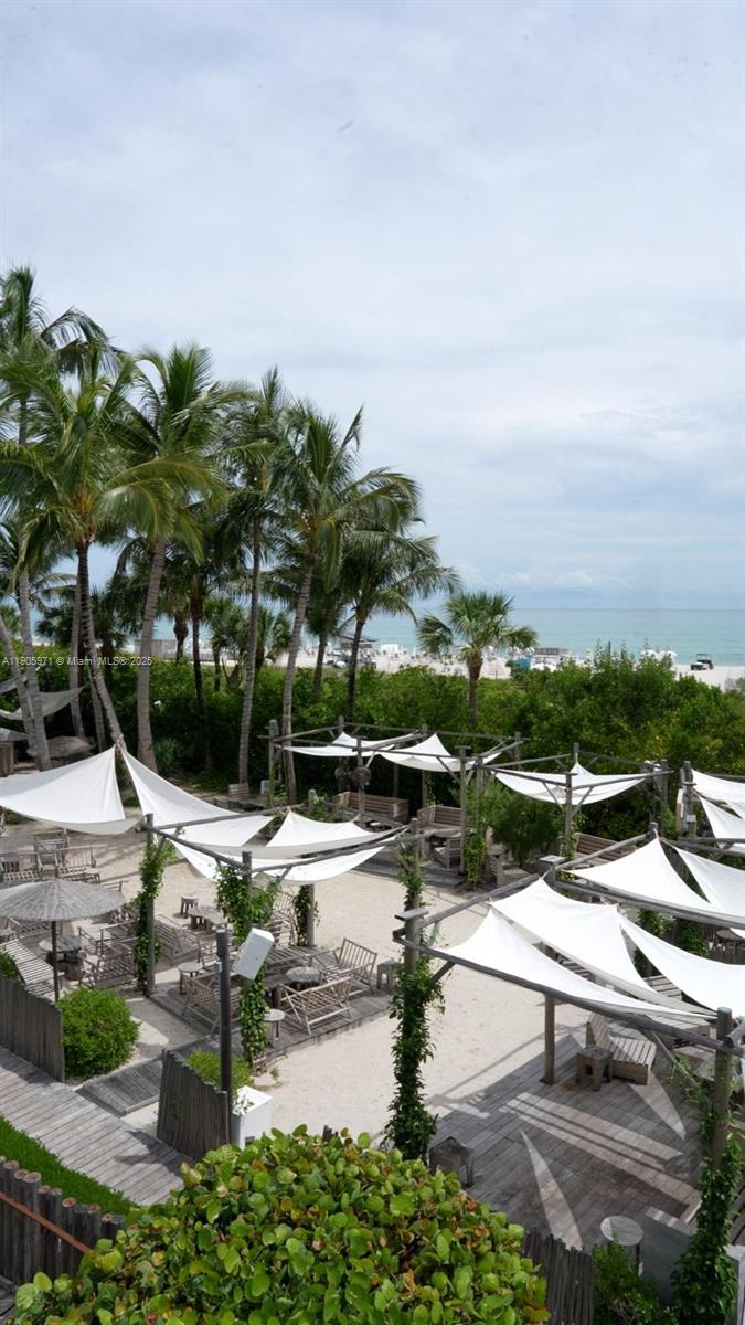 2301 Collins Ave # 836