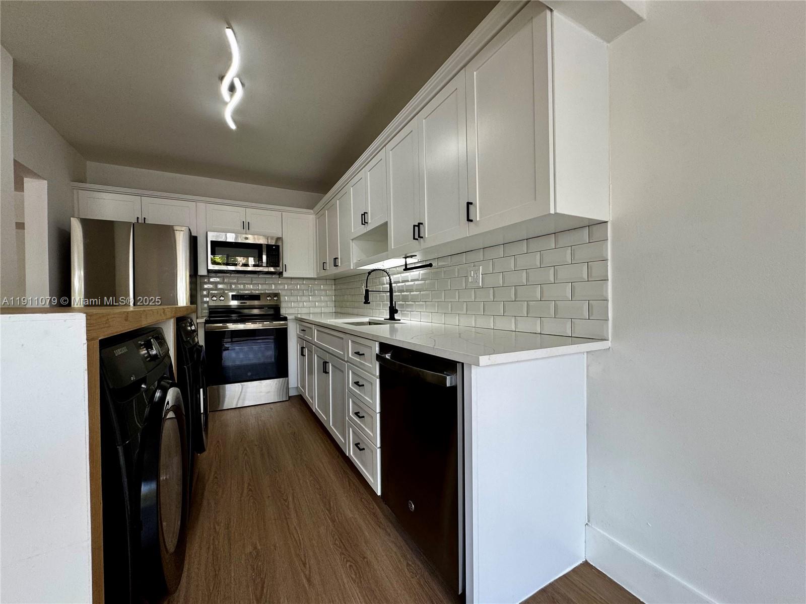 5900 SW 127th Ave # 3106