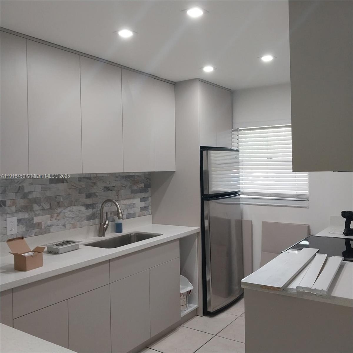 4111 Stirling Rd # 102