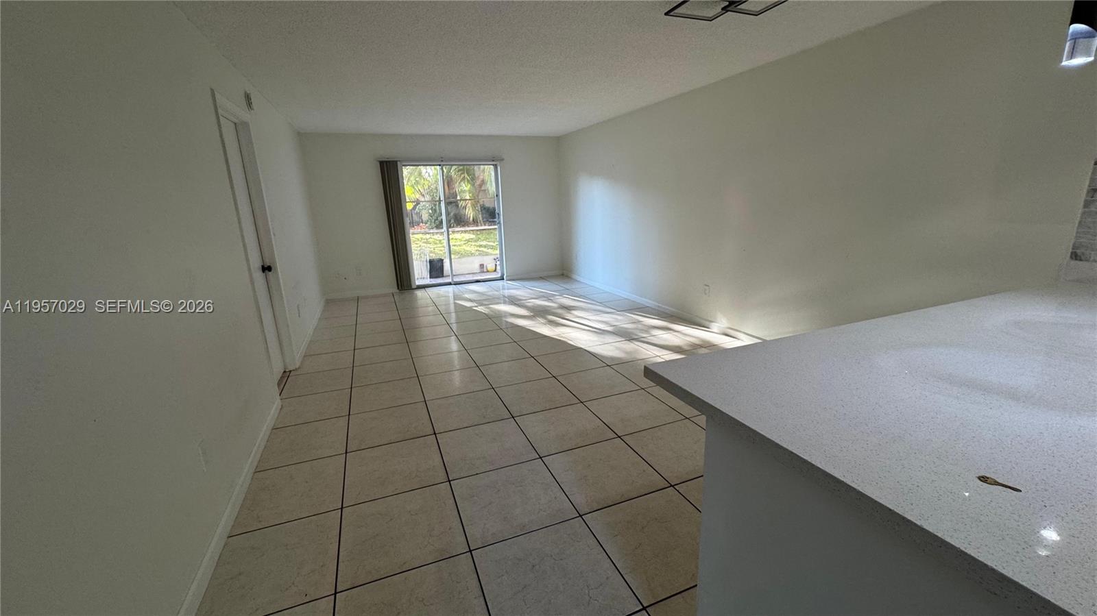 4111 Stirling Rd # 102