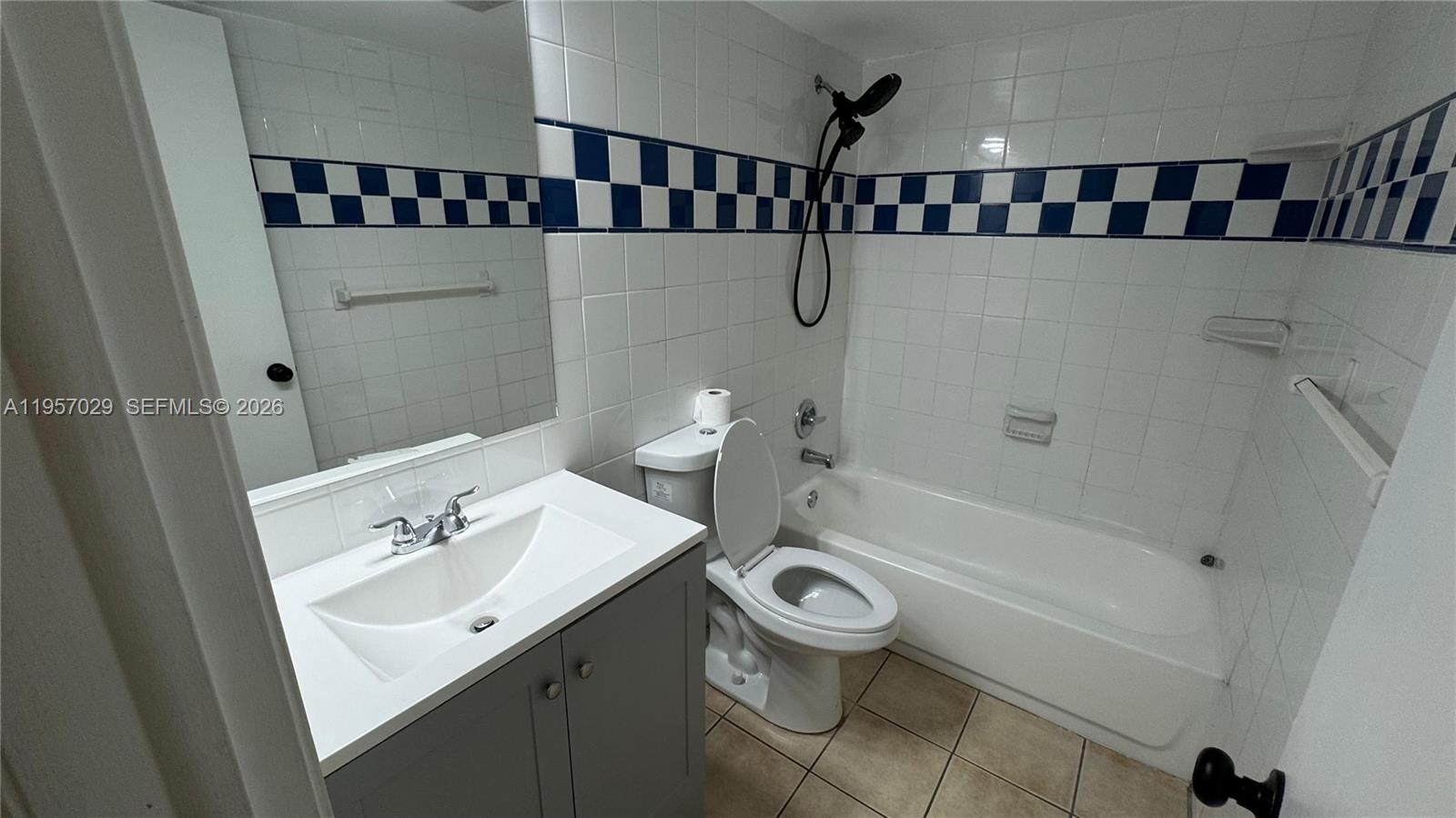 4111 Stirling Rd # 102