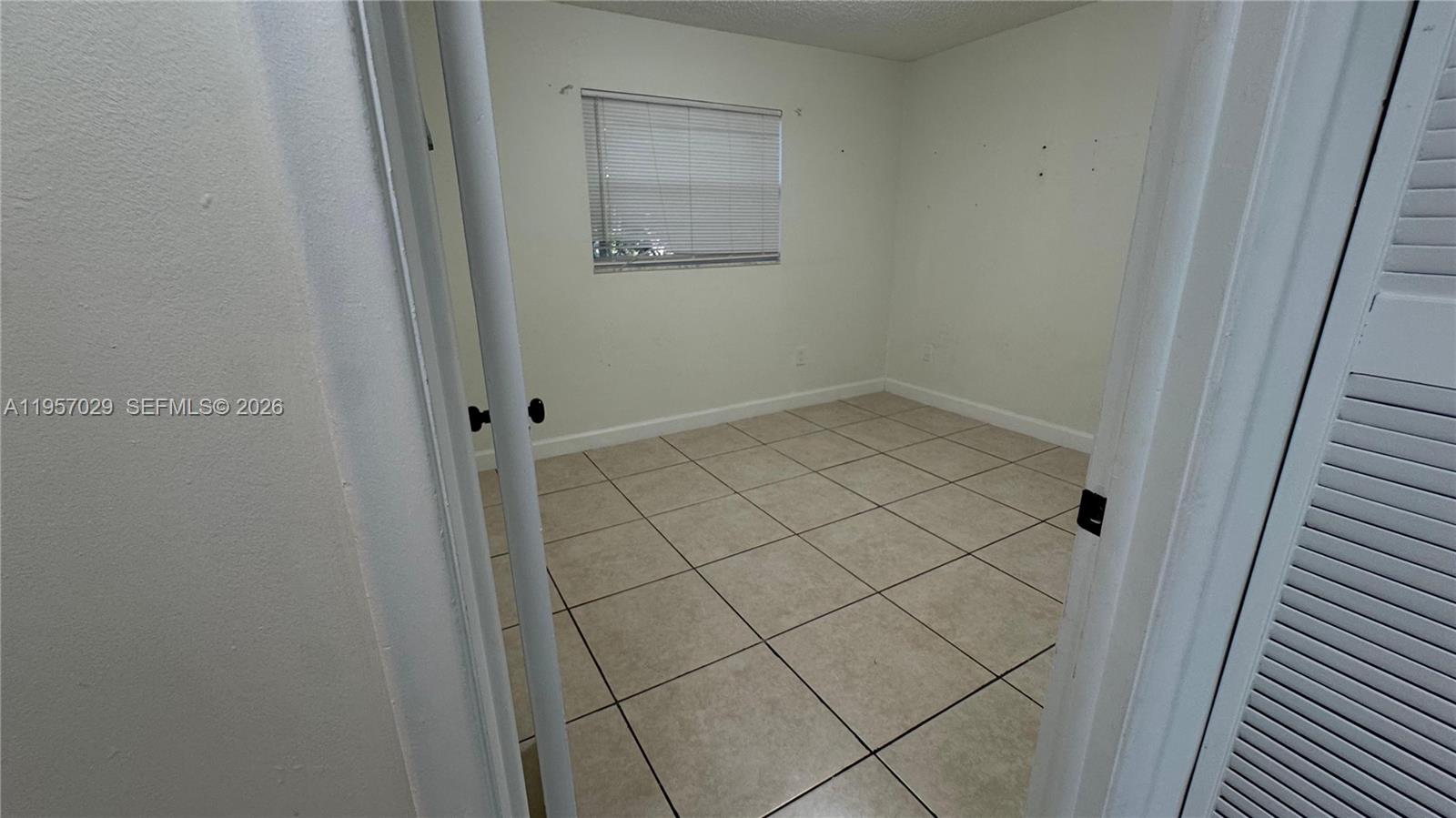 4111 Stirling Rd # 102