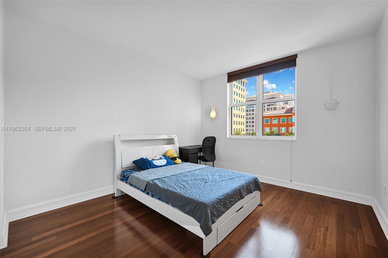 2030 S Douglas Rd # 703